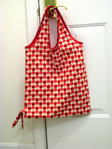 Collapsible Shopping Tote